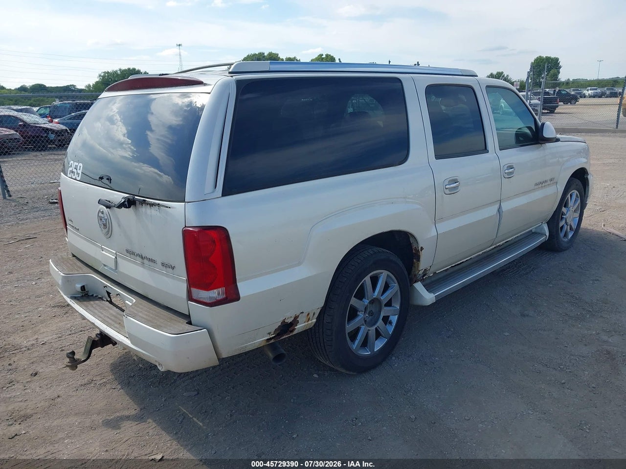 2006 CADILLAC ESCALADE ESV STANDARD · 4/11