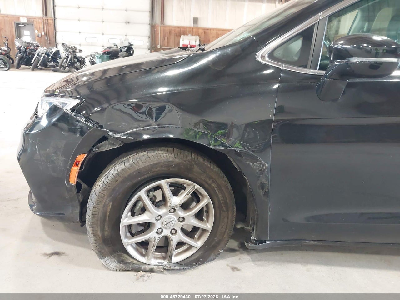 2021 CHRYSLER PACIFICA TOURING L · 6/11