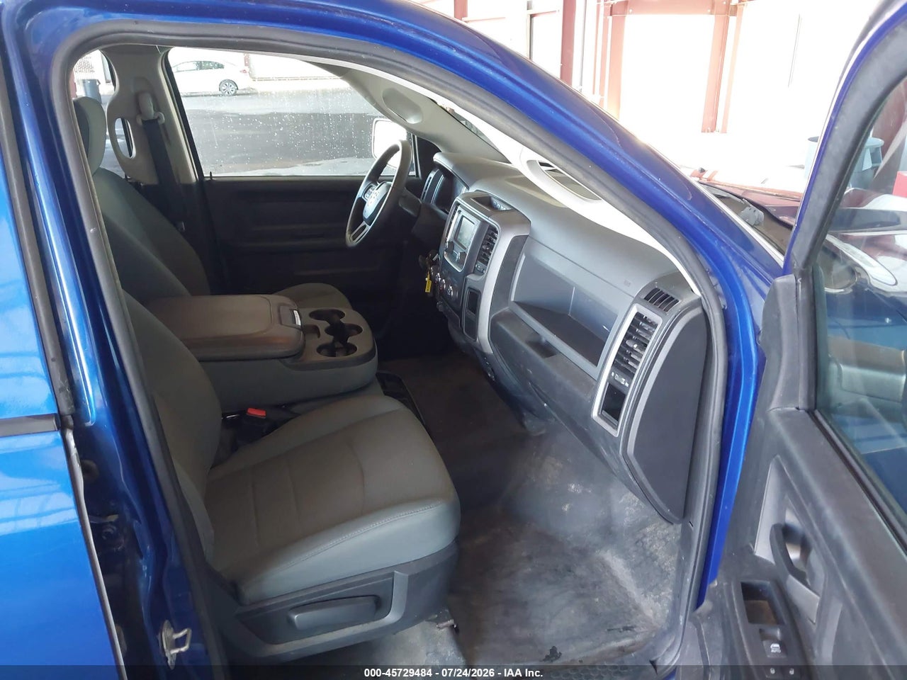 2016 RAM 1500   · 5/11