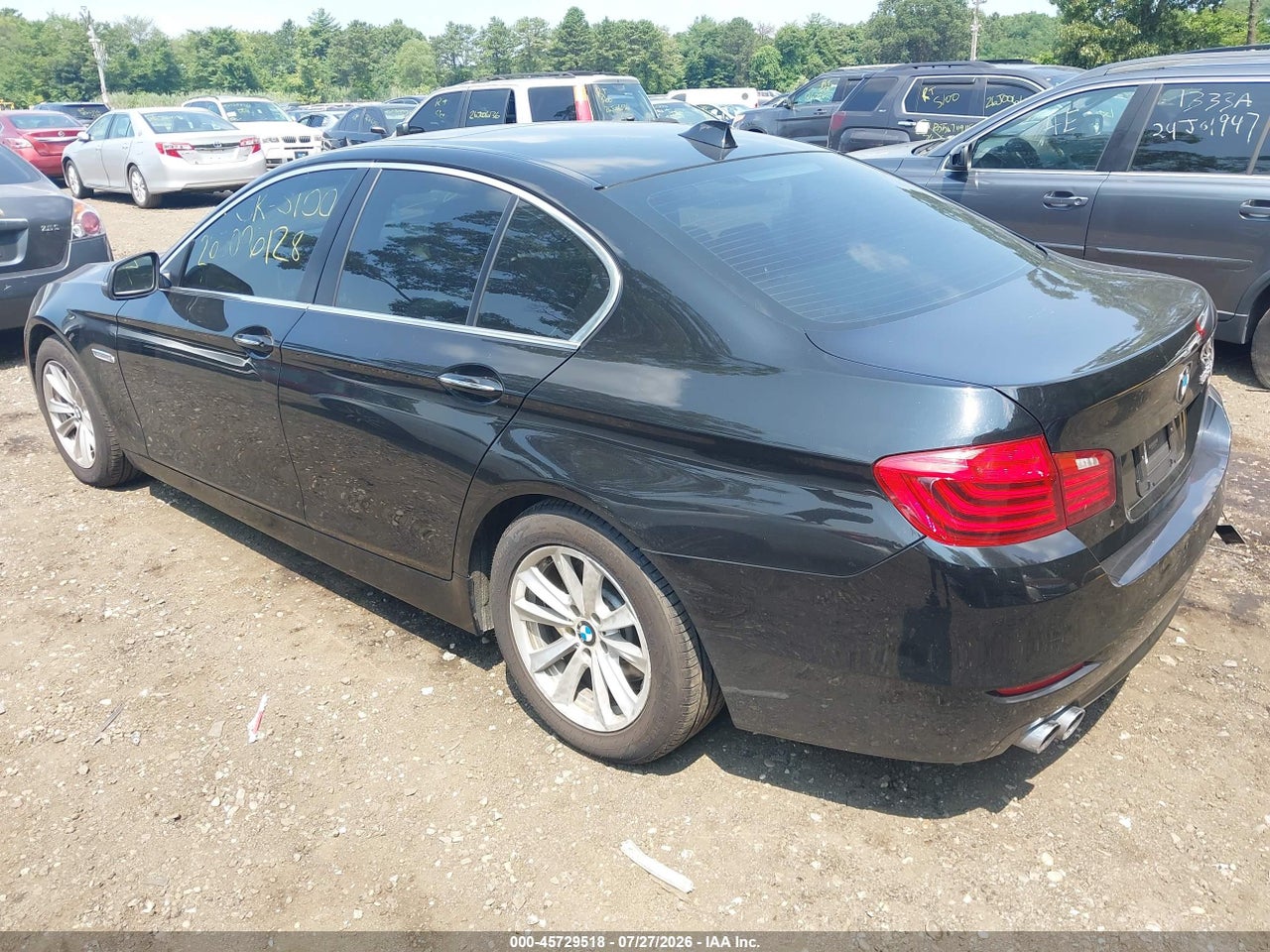 2016 BMW 528I · 3/10