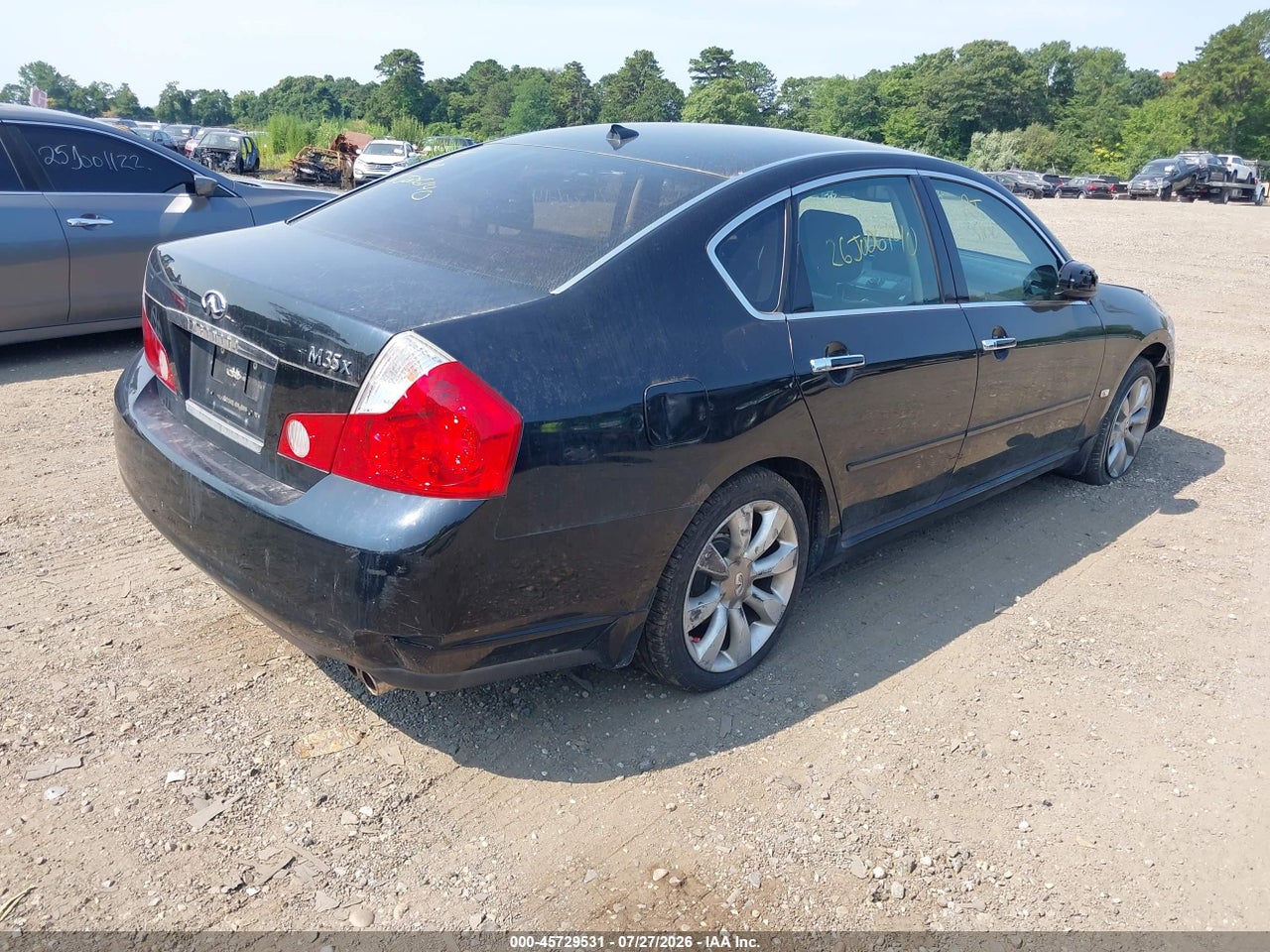 2007 INFINITI M35X · 4/10