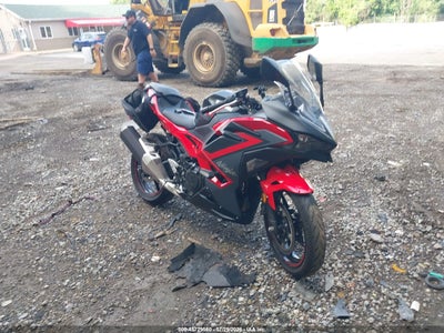 ML5EXGJ18SD****** · 2025 KAWASAKI EX500 A/B