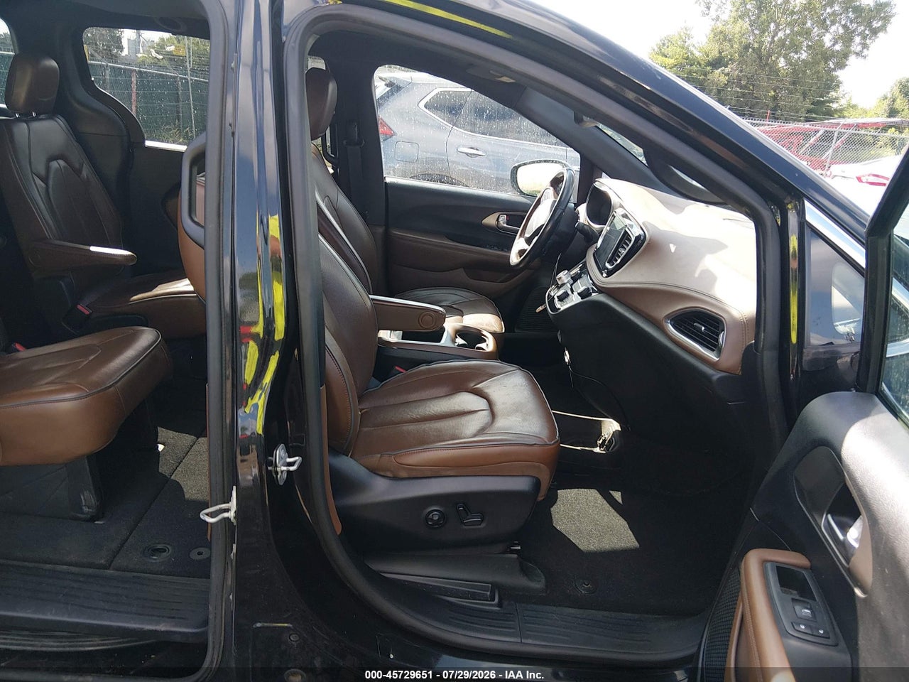 2C4RC1GG6LR****** · 2020 CHRYSLER PACIFICA LIMITED · 5/11