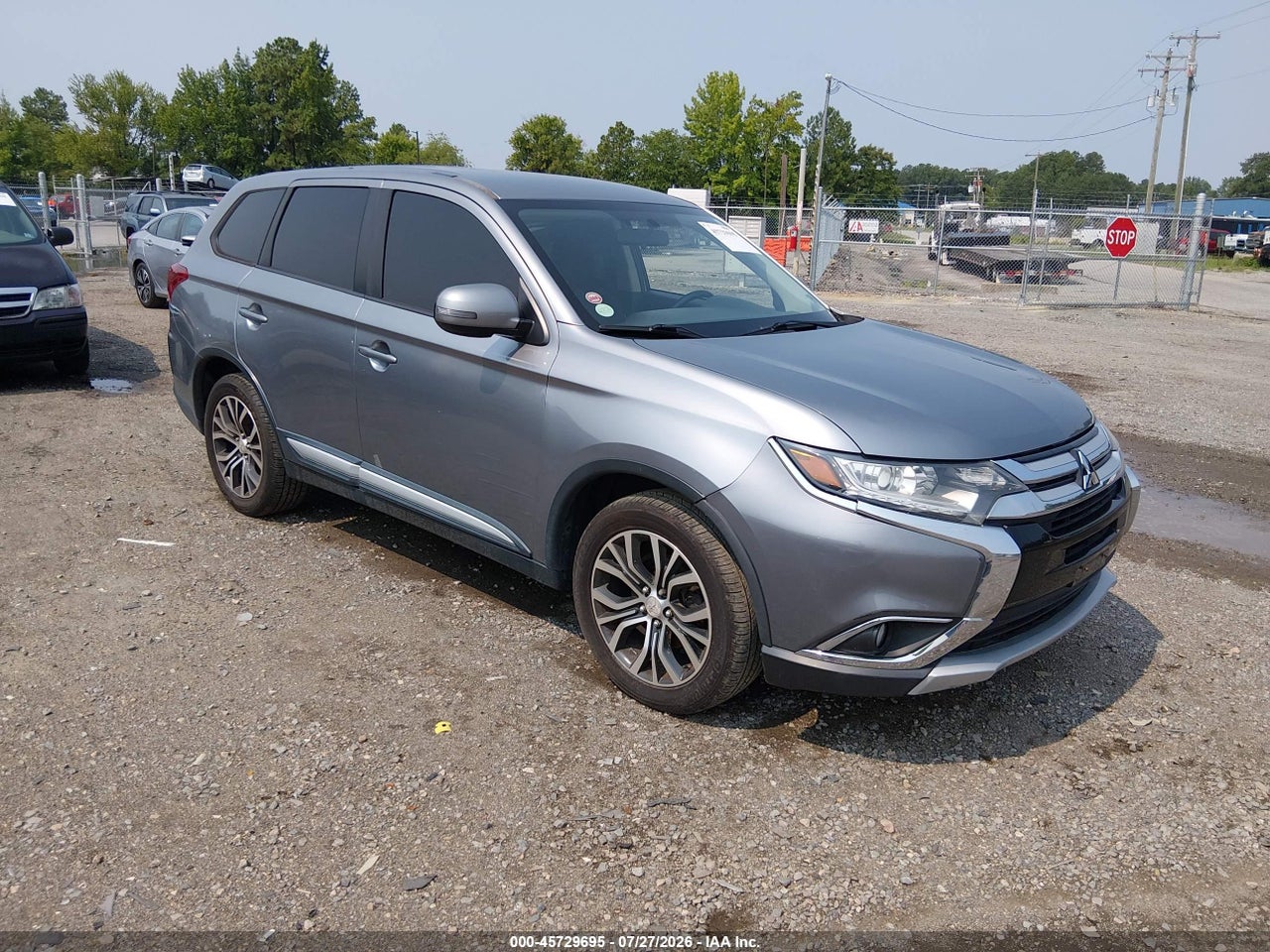 JA4AD3A35GZ****** · 2016 MITSUBISHI OUTLANDER SE