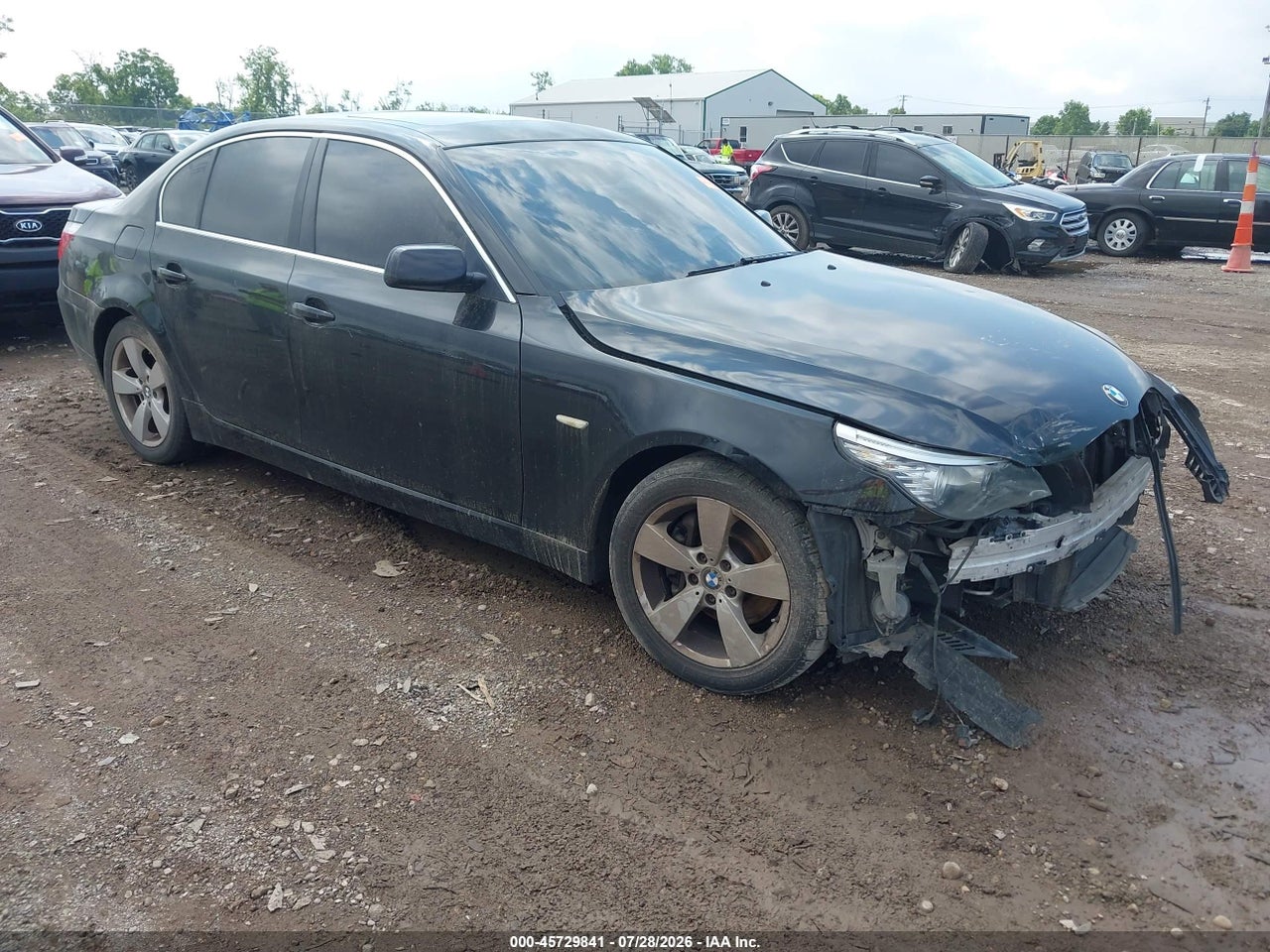 WBANV13568C****** · 2008 BMW 528XI