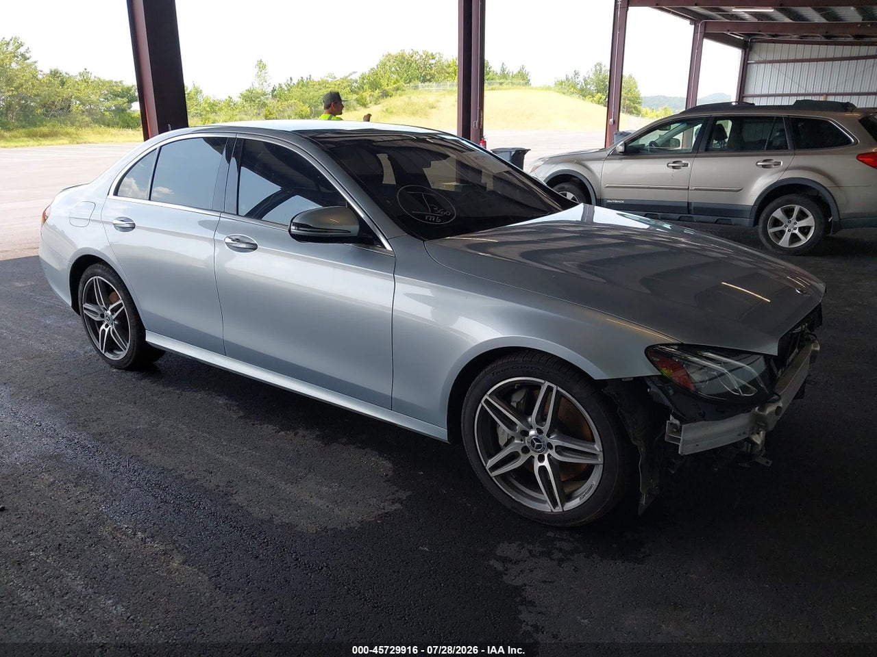 WDDZF4JB3JA****** · 2018 MERCEDES-BENZ E 300