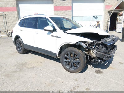2022 VOLKSWAGEN TIGUAN 2.0T SE