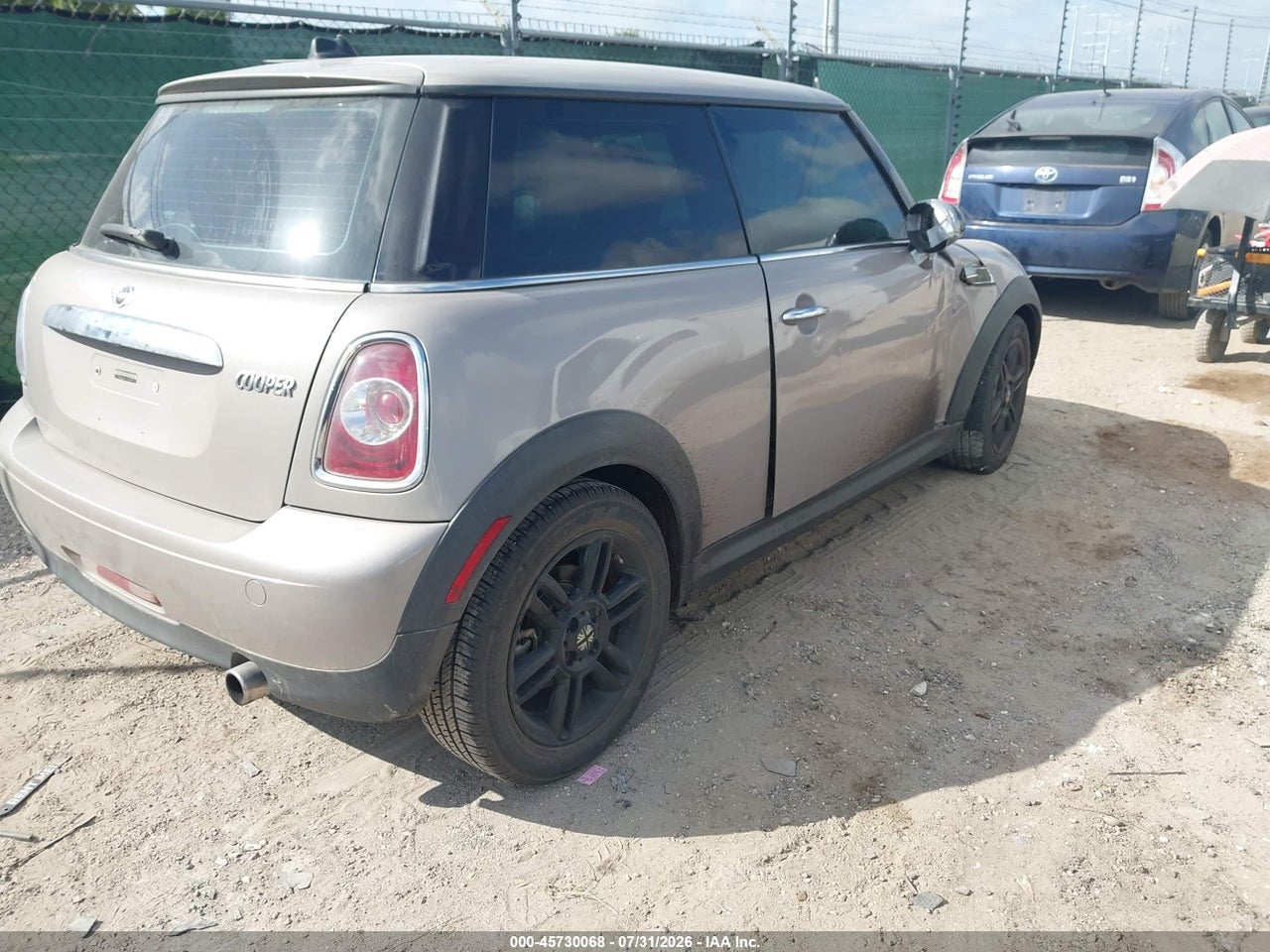 2012 MINI COOPER · 4/11