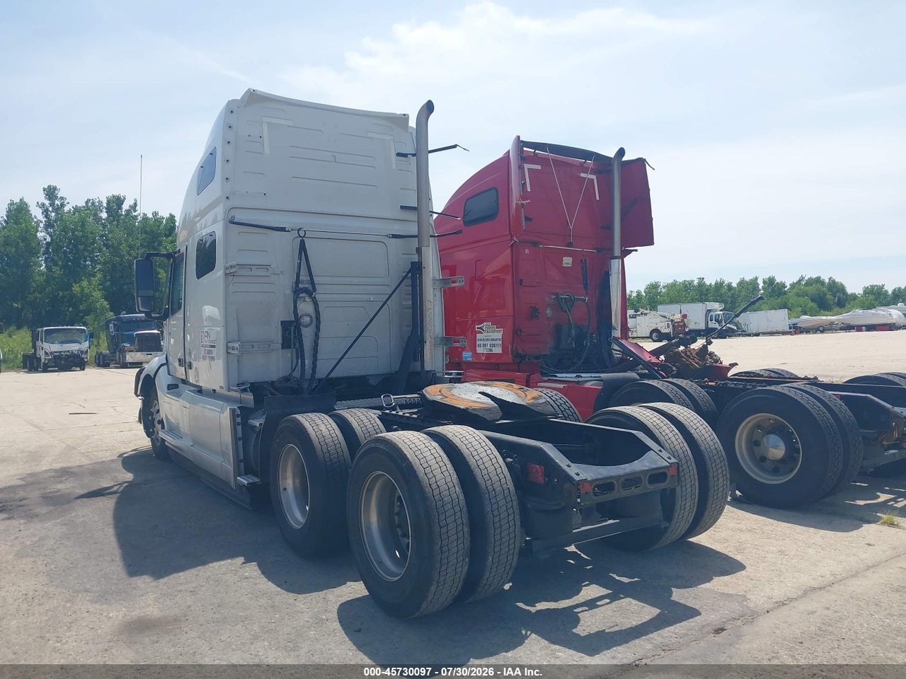 2024 VOLVO VNL · 3/4