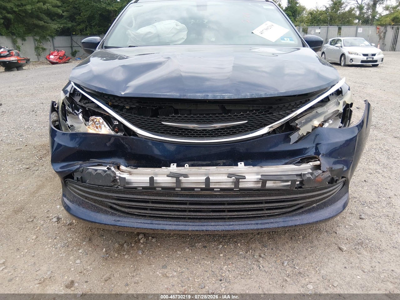 2017 CHRYSLER PACIFICA TOURING · 6/11