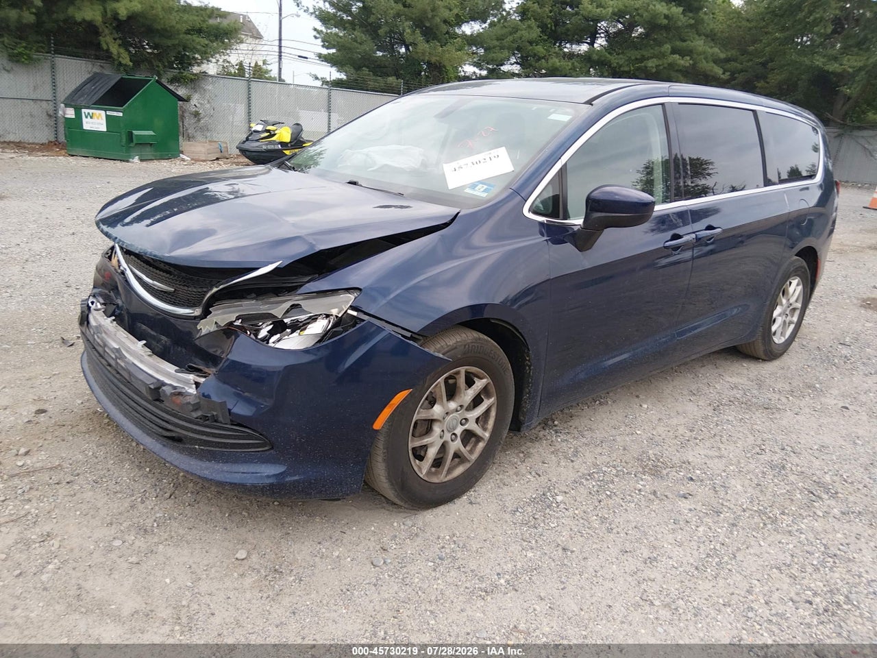 2017 CHRYSLER PACIFICA TOURING · 2/11