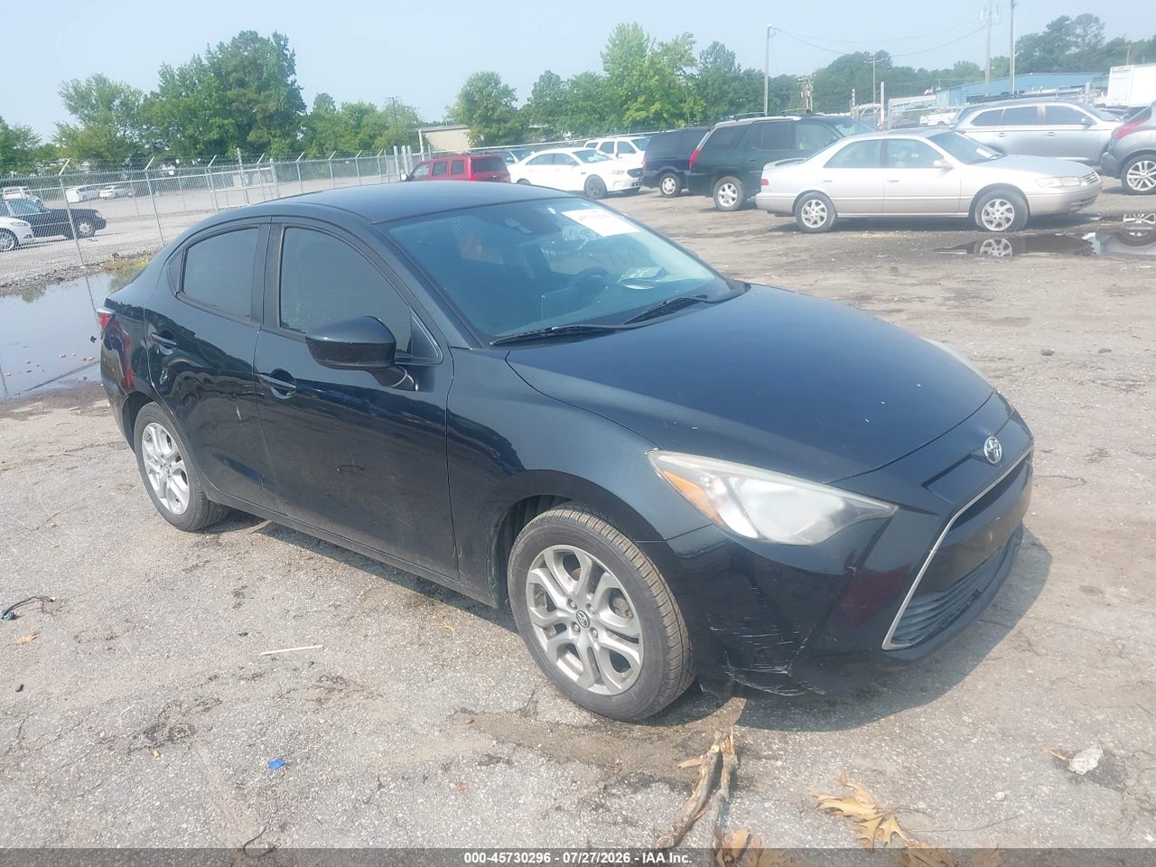 3MYDLBYV2HY****** · 2017 TOYOTA YARIS IA