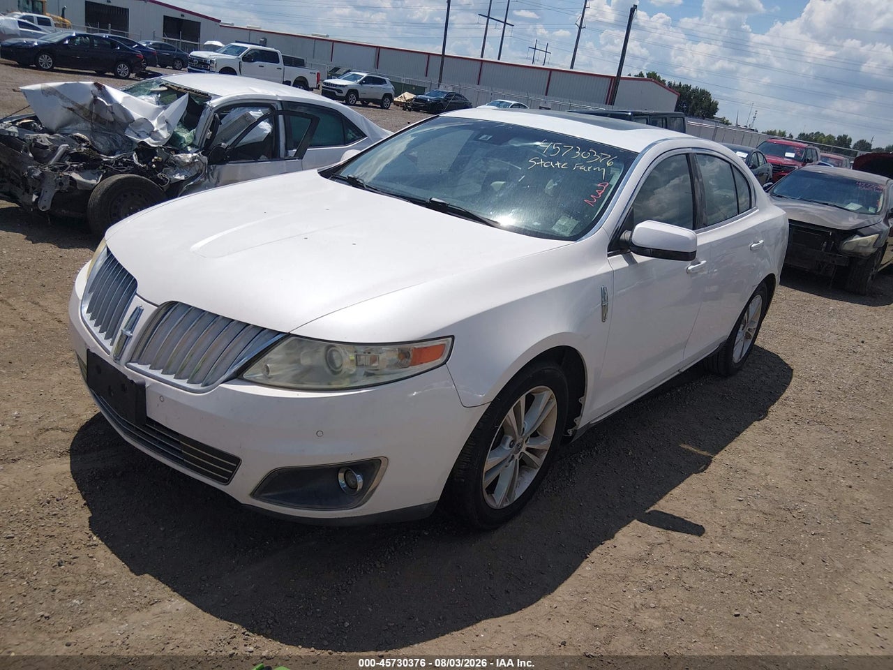2011 LINCOLN MKS · 2/11