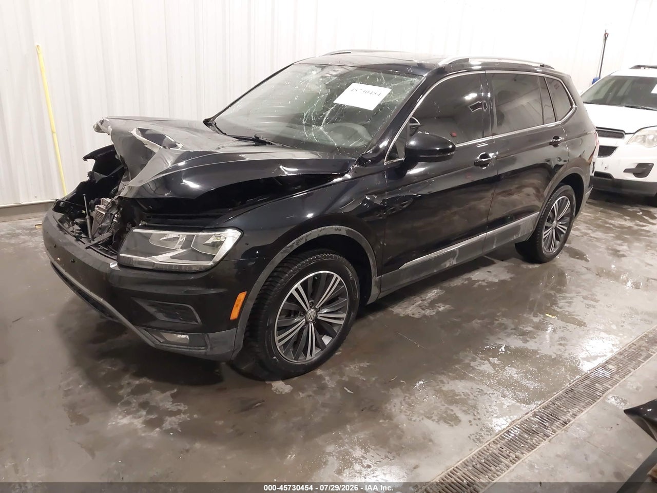 2018 VOLKSWAGEN TIGUAN 2.0T SE/2.0T SEL · 2/11