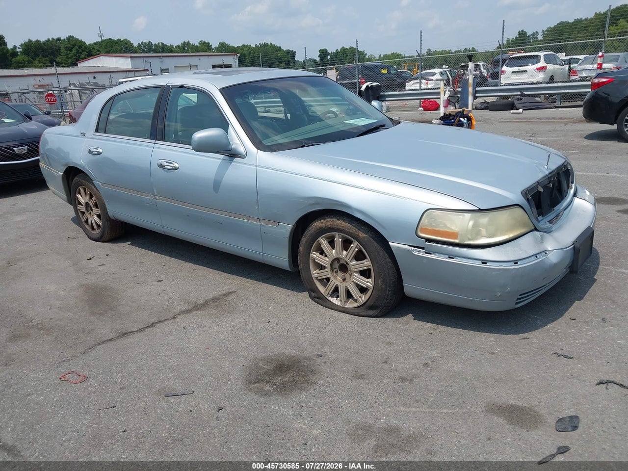 1LNHM82V86Y****** · 2006 LINCOLN TOWN CAR SIGNATURE LIMITED
