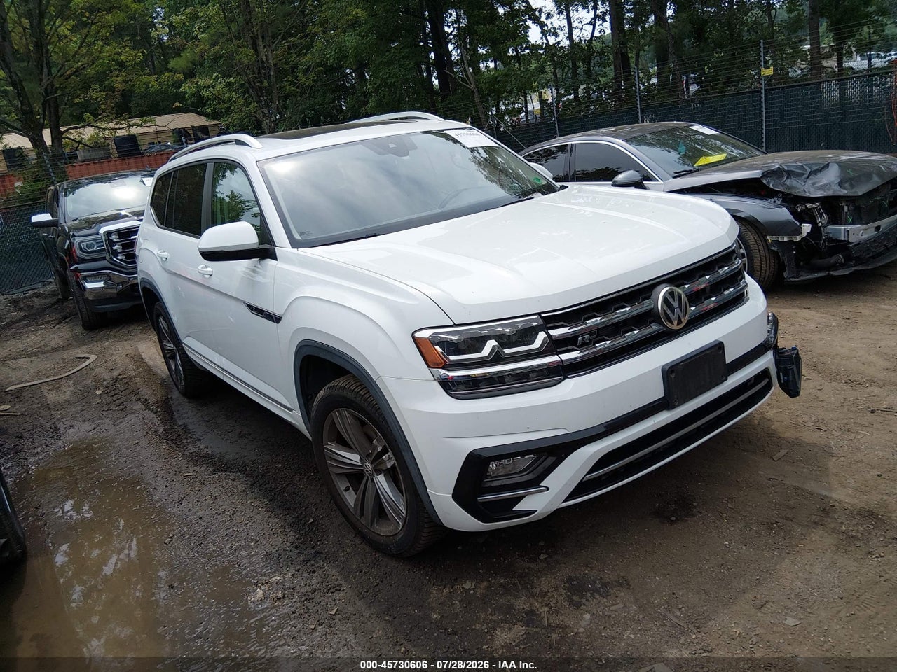 1V2XR2CA0KC****** · 2019 VOLKSWAGEN ATLAS SE