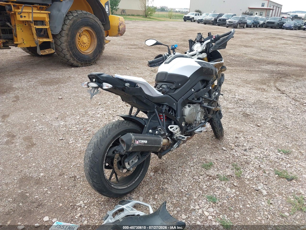 2018 BMW S 1000 XR · 4/11