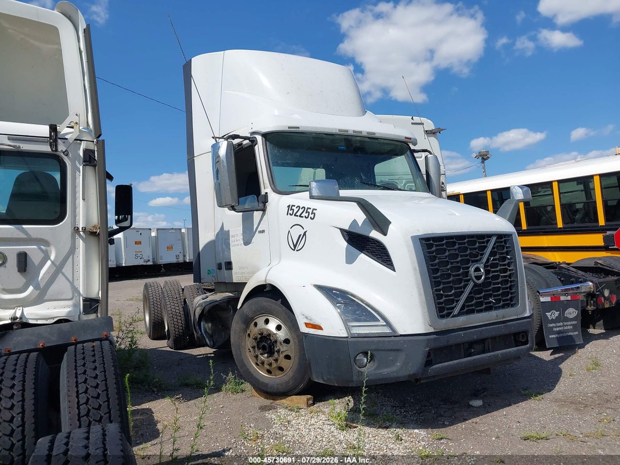 4V4WC9EH5LN****** · 2020 VOLVO VNR