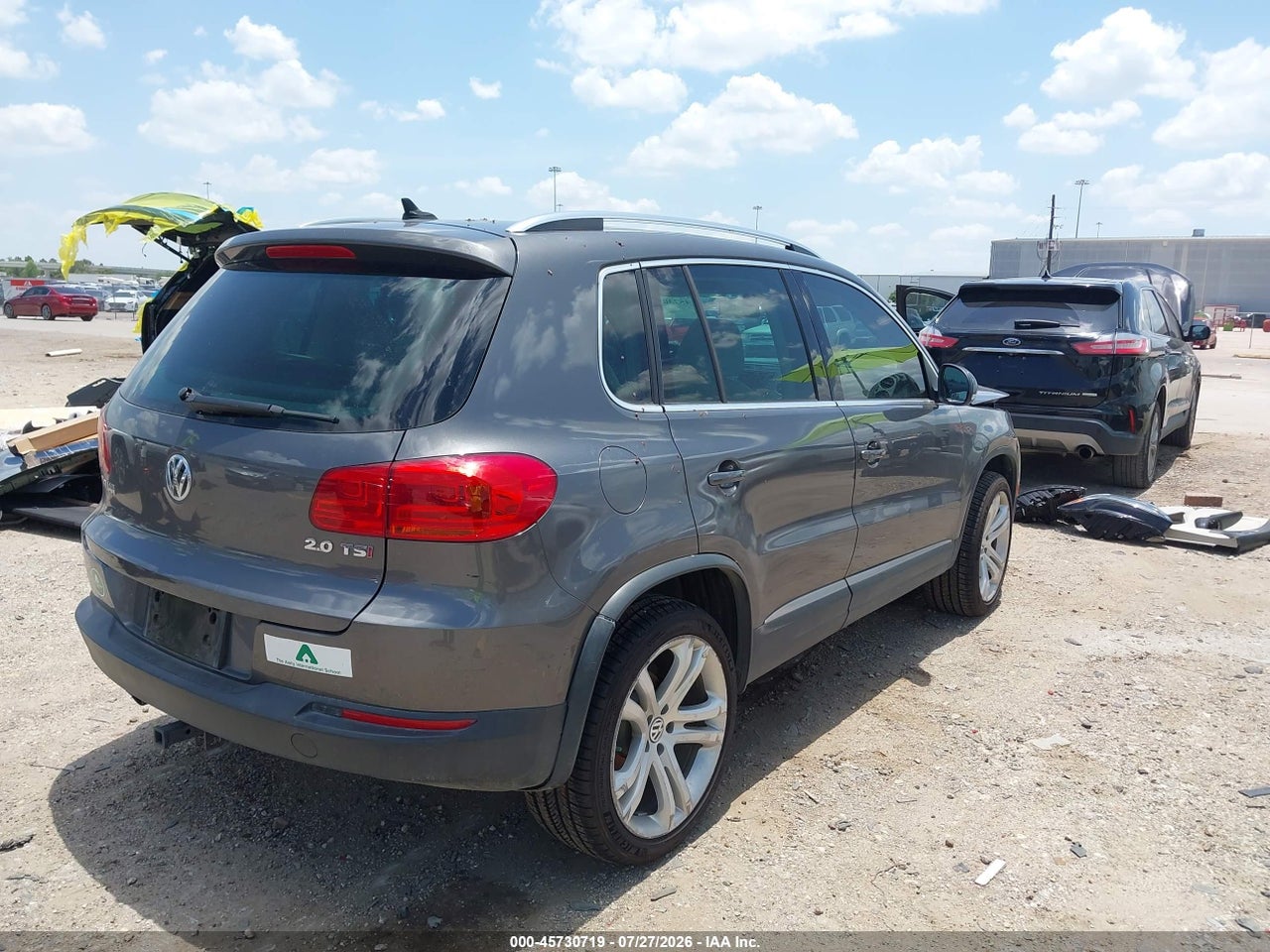 2013 VOLKSWAGEN TIGUAN SEL · 4/11