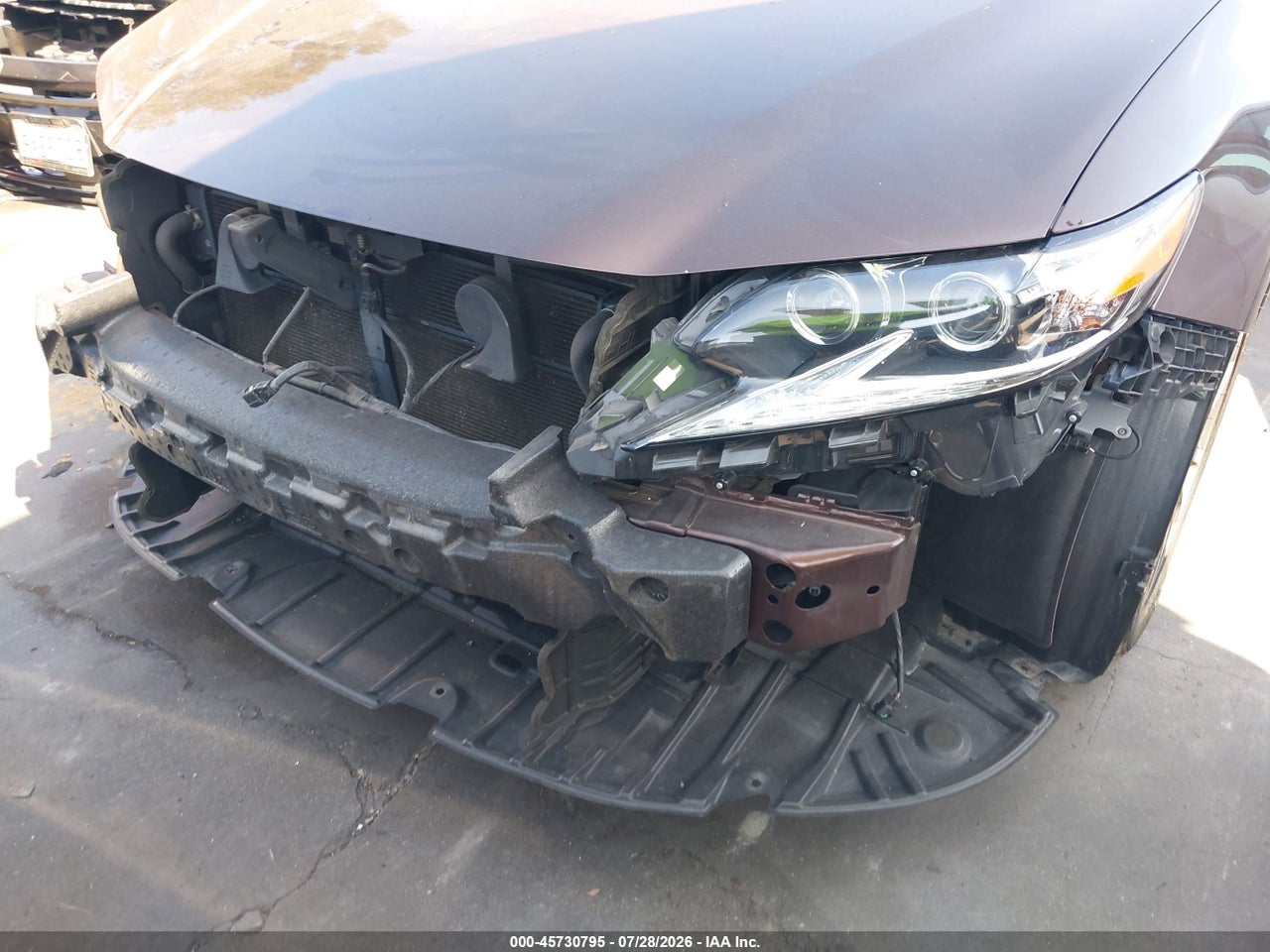 2017 LEXUS ES 300H · 6/11