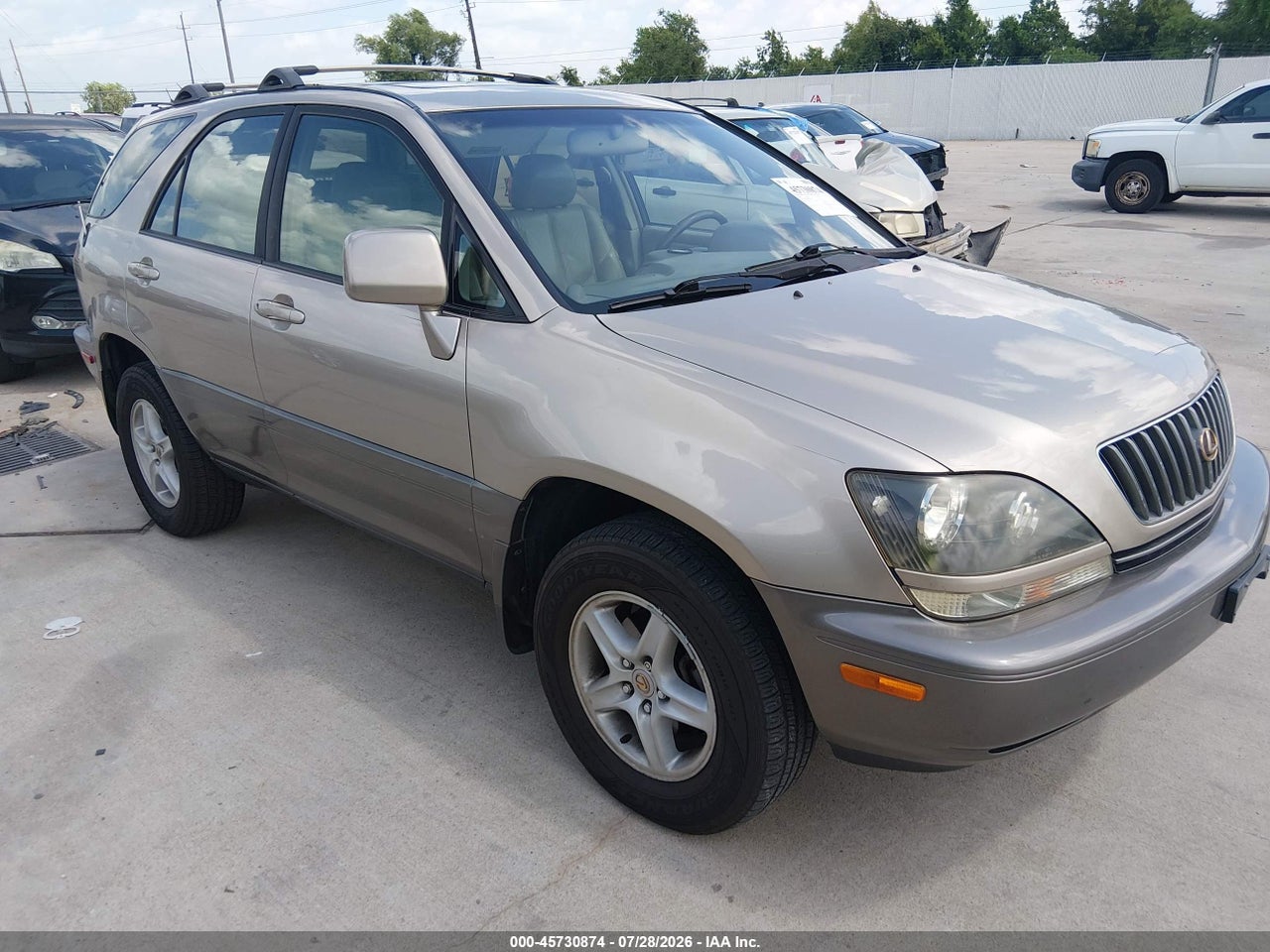 JT6GF10U0Y0****** · 2000 LEXUS RX 300
