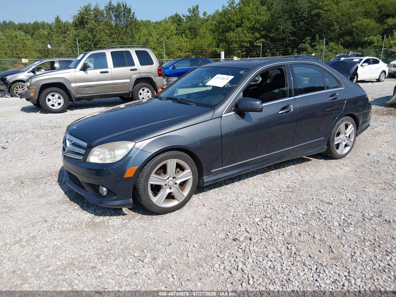 2010 MERCEDES-BENZ C 300 LUXURY/SPORT · 2/11