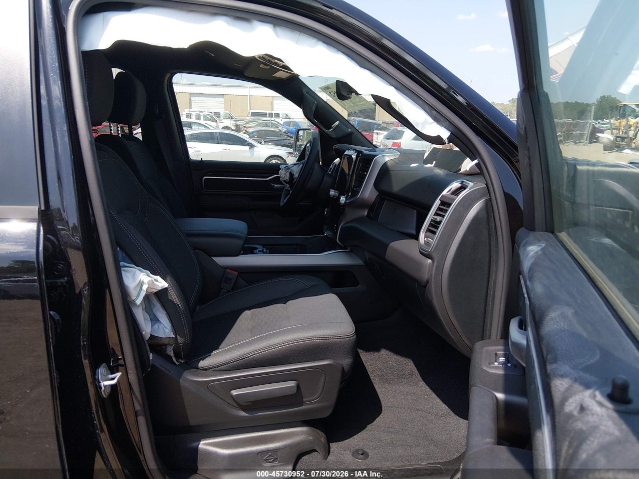2026 RAM 1500 BIG HORN  4X4 5'7 BOX · 5/11