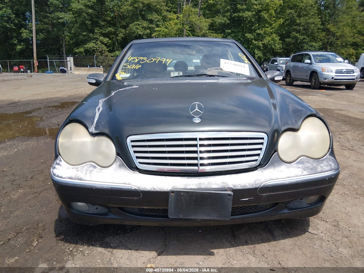 2001 MERCEDES-BENZ C 240   · 6/10