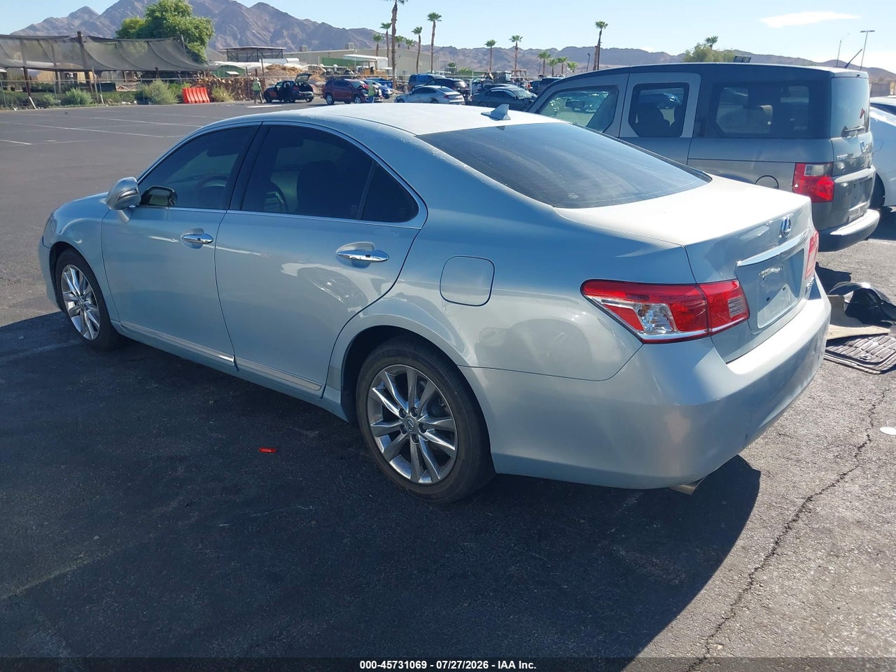 2011 LEXUS ES 350 · 3/11