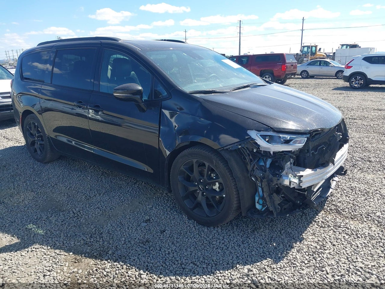 2C4RC1GG9SR****** · 2025 CHRYSLER PACIFICA LIMITED
