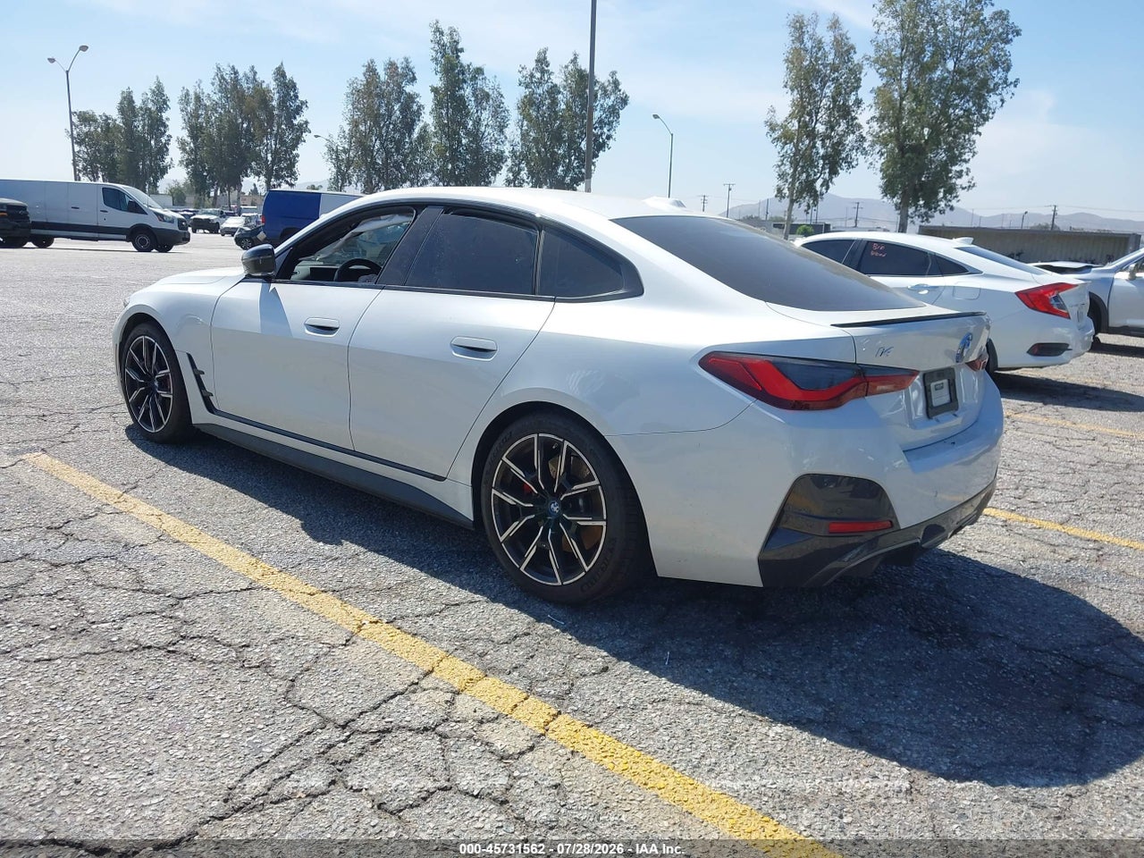 WBY73AW0XPF****** · 2023 BMW I4 EDRIVE40 · 3/11
