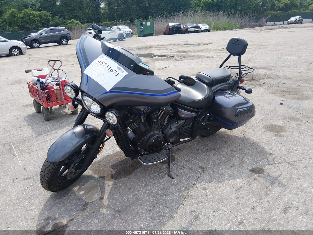 2016 YAMAHA XVS1300 CT/CTB · 2/11