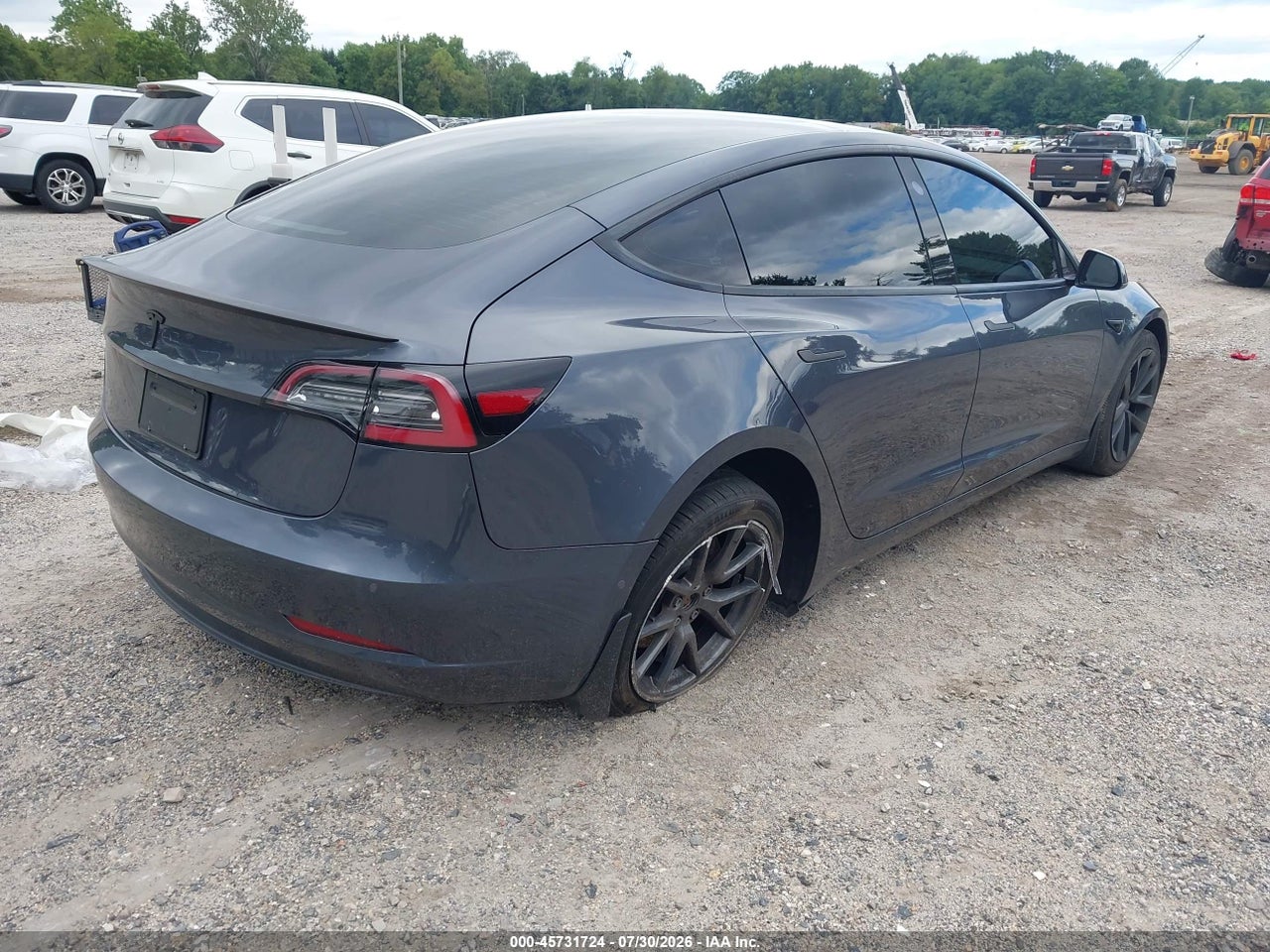 2022 TESLA MODEL 3 REAR-WHEEL DRIVE · 4/11