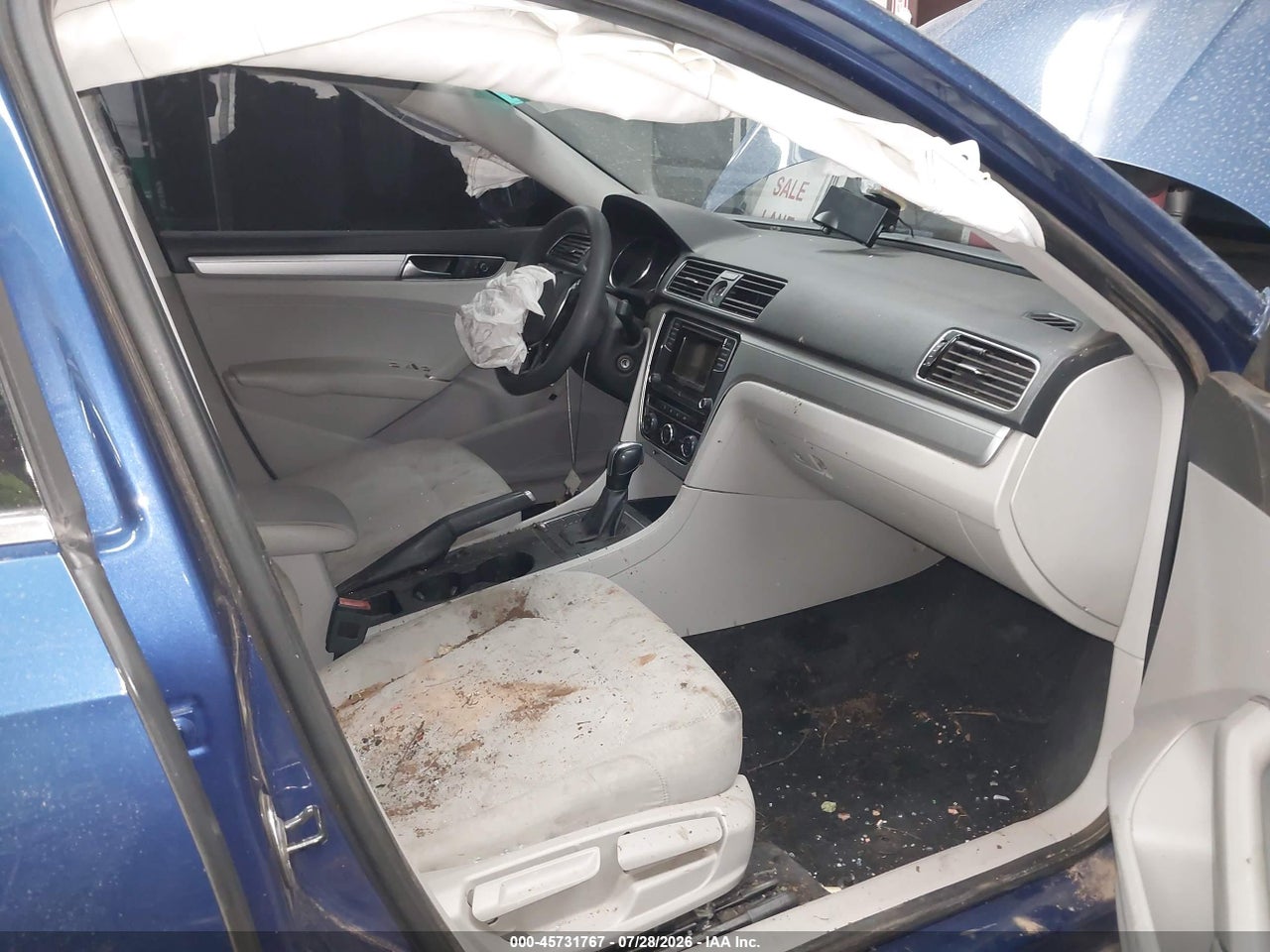 2017 VOLKSWAGEN PASSAT 1.8T S · 5/11