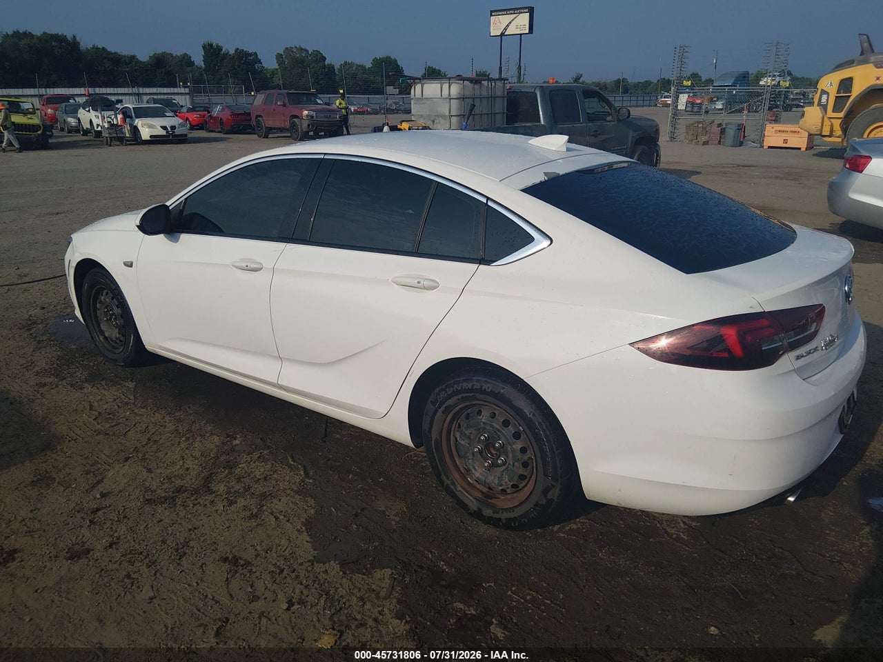 2018 BUICK REGAL SPORTBACK ESSENCE · 3/11