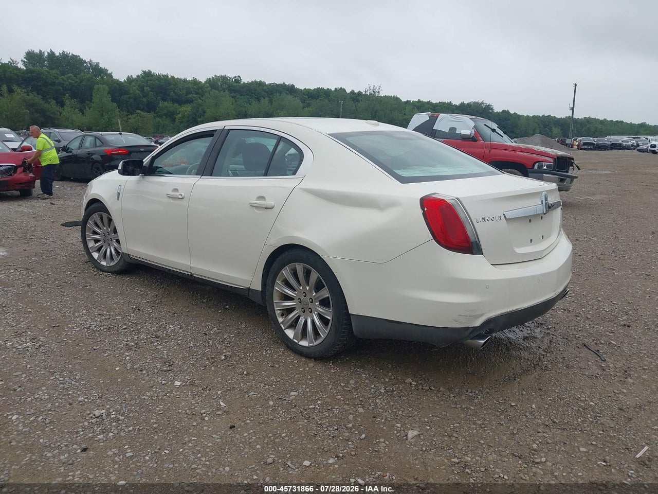 1LNHM94R09G****** · 2009 LINCOLN MKS   · 3/11