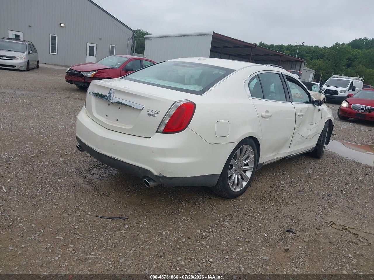 1LNHM94R09G****** · 2009 LINCOLN MKS   · 4/11