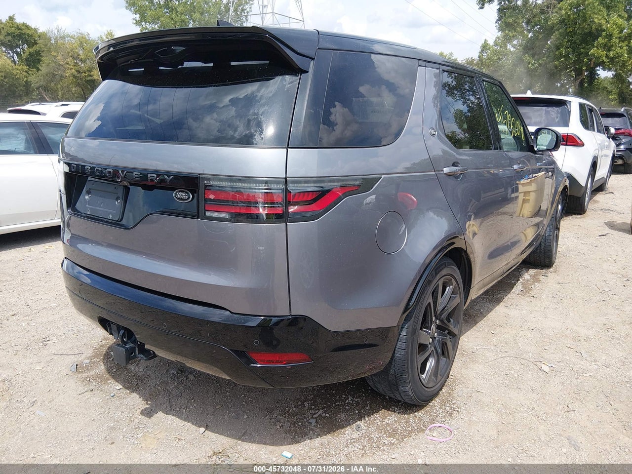2021 LAND ROVER DISCOVERY P300 S R-DYNAMIC · 4/11