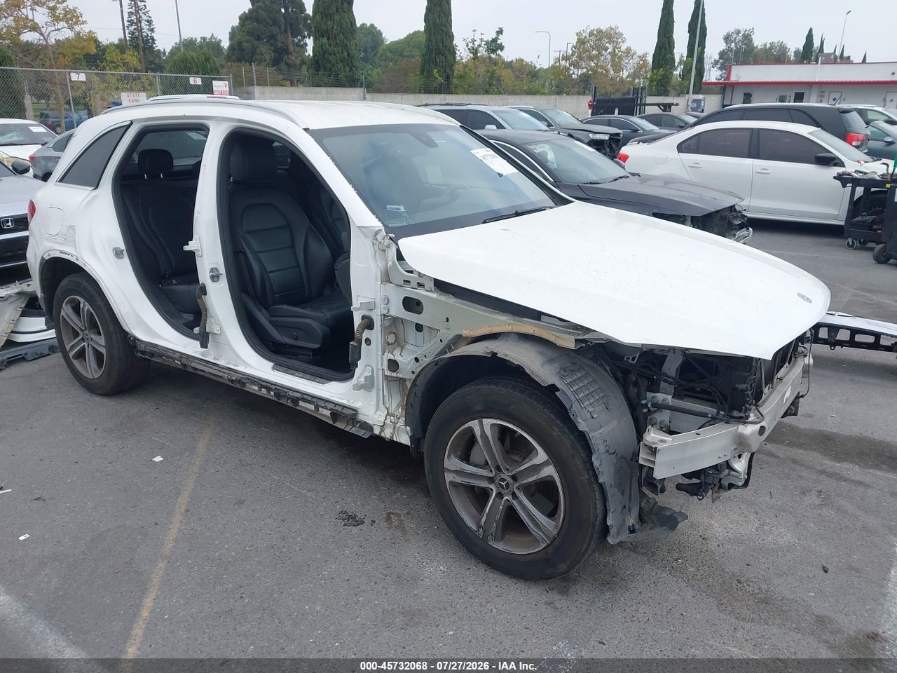 WDC0G4KB5KV****** · 2019 MERCEDES-BENZ GLC 300 4MATIC