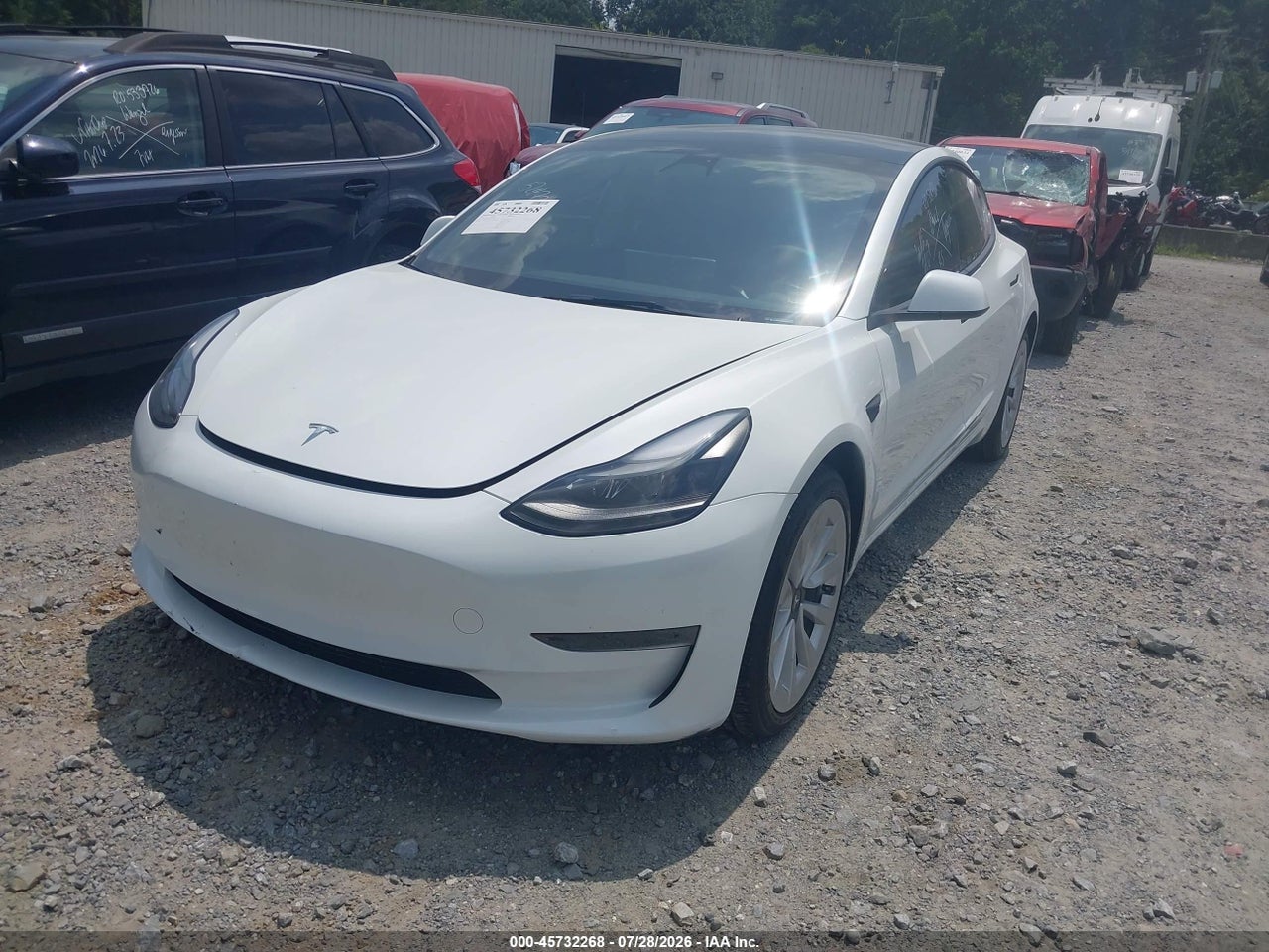 2023 TESLA MODEL 3 REAR-WHEEL DRIVE · 2/9