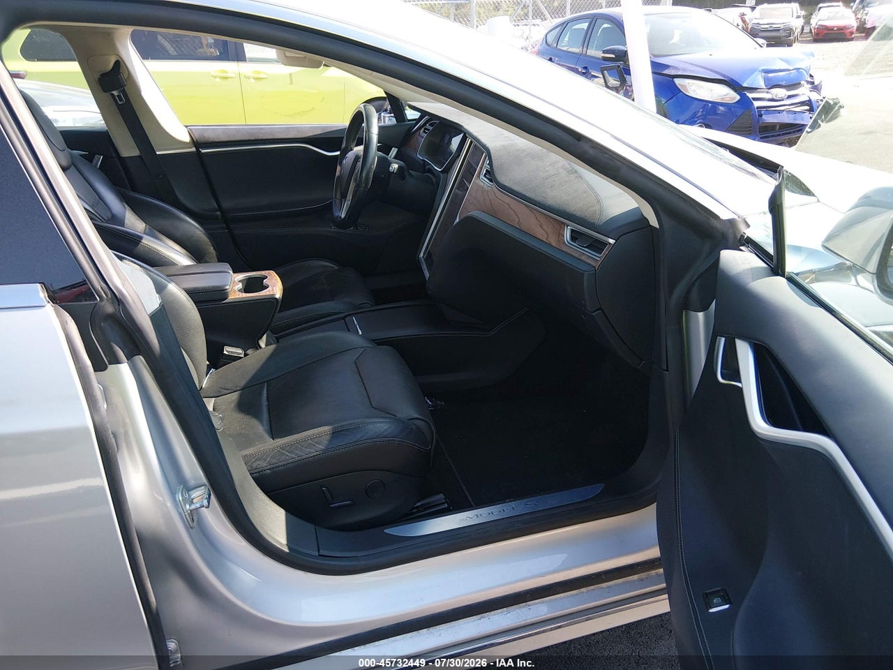 2016 TESLA MODEL S   · 5/11