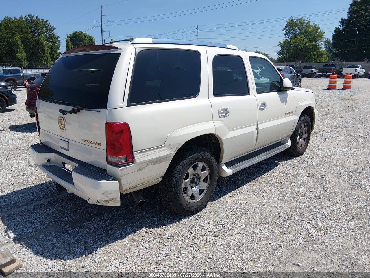 2003 CADILLAC ESCALADE STANDARD · 4/11