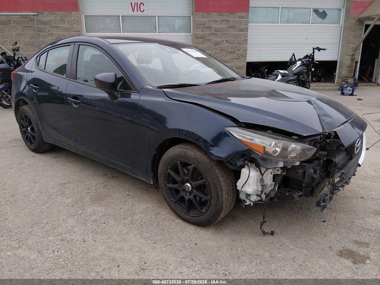 3MZBN1U72JM****** · 2018 MAZDA MAZDA3 SPORT