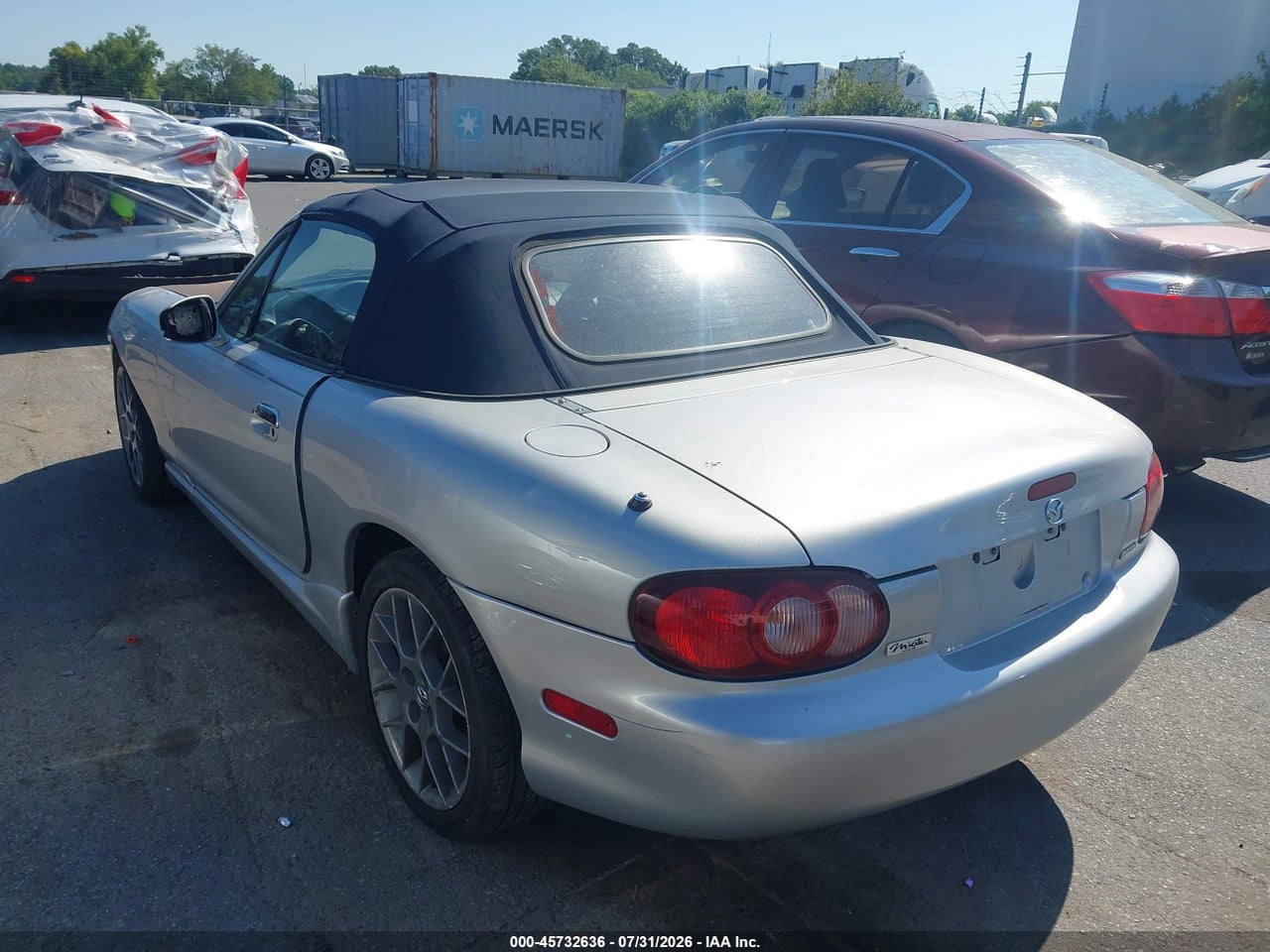 2004 MAZDA MX-5 MIATA CLOTH · 3/11