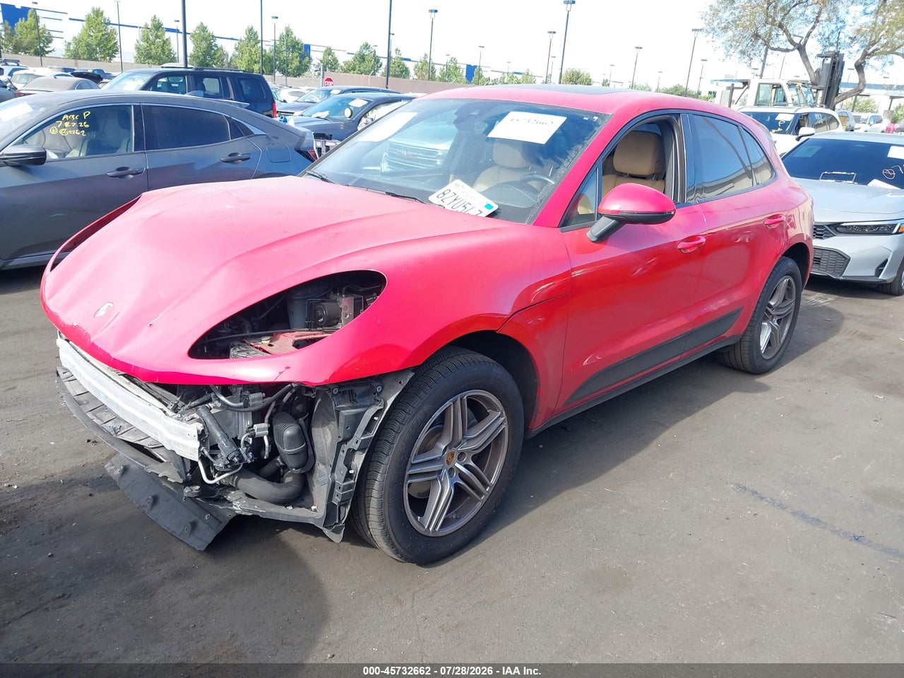 2018 PORSCHE MACAN · 2/11