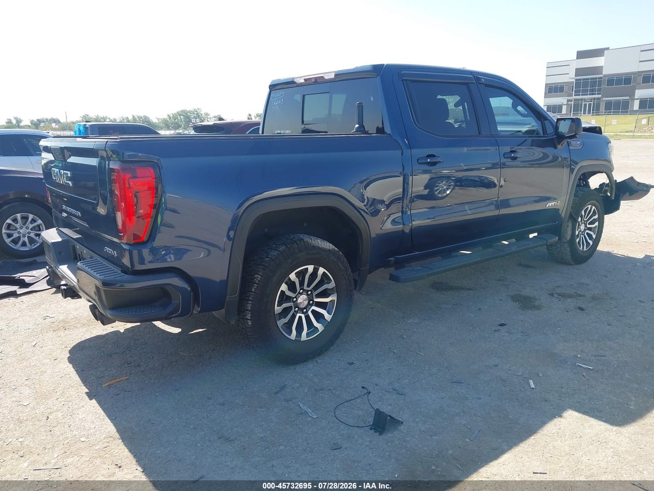2019 GMC SIERRA 1500 AT4 · 4/10