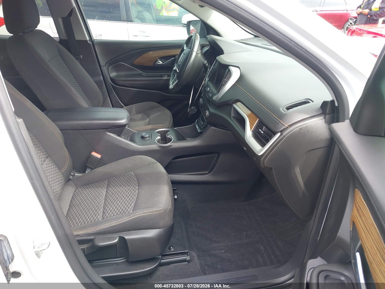 2020 GMC TERRAIN AWD SLE · 5/11
