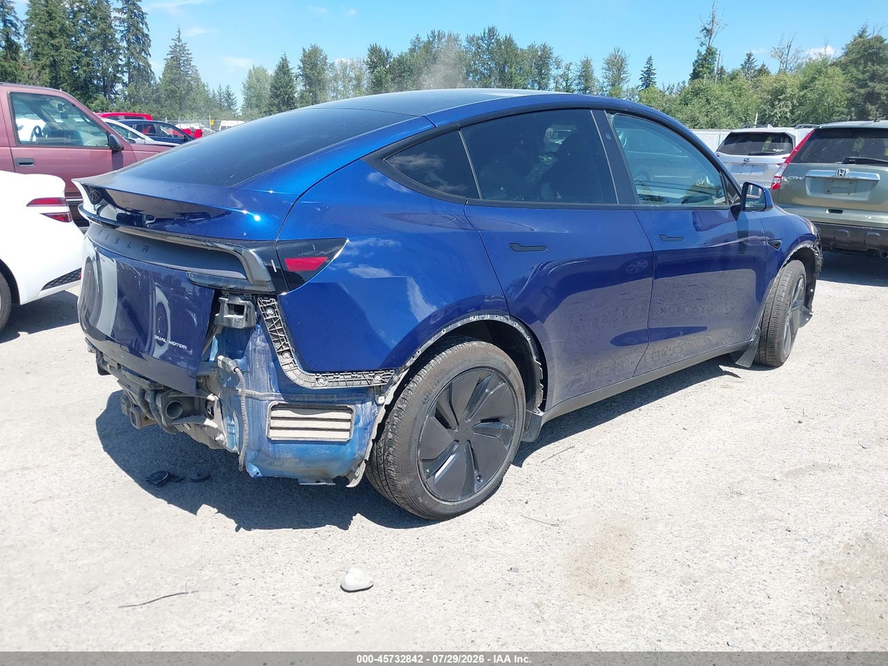 2026 TESLA MODEL Y ALL-WHEEL DRIVE/LONG RANGE LAUNCH SERIES/PREMIUM ALL-WHEEL DRIVE · 4/11