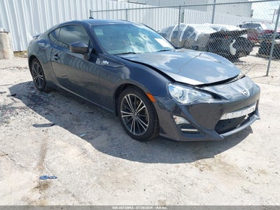 JF1ZNAA18G8****** · 2016 SCION FR-S