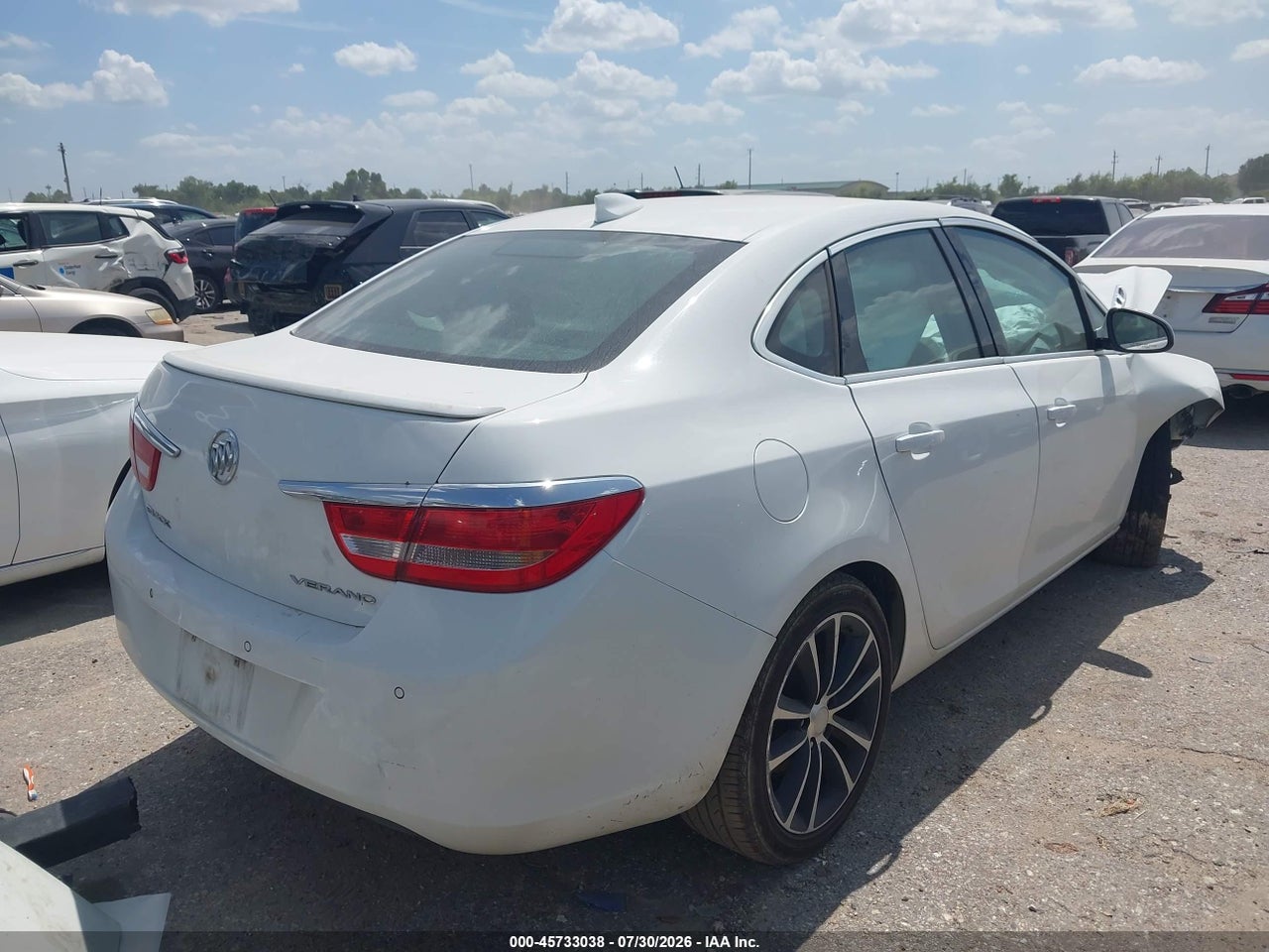 2017 BUICK VERANO SPORT TOURING · 4/10